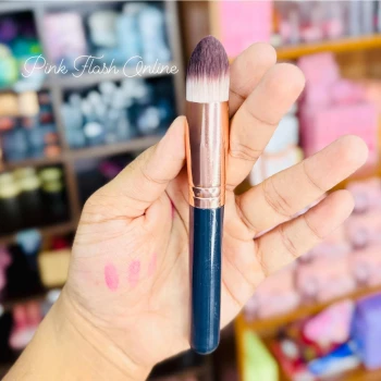 Sweet Queen Foundation Brush